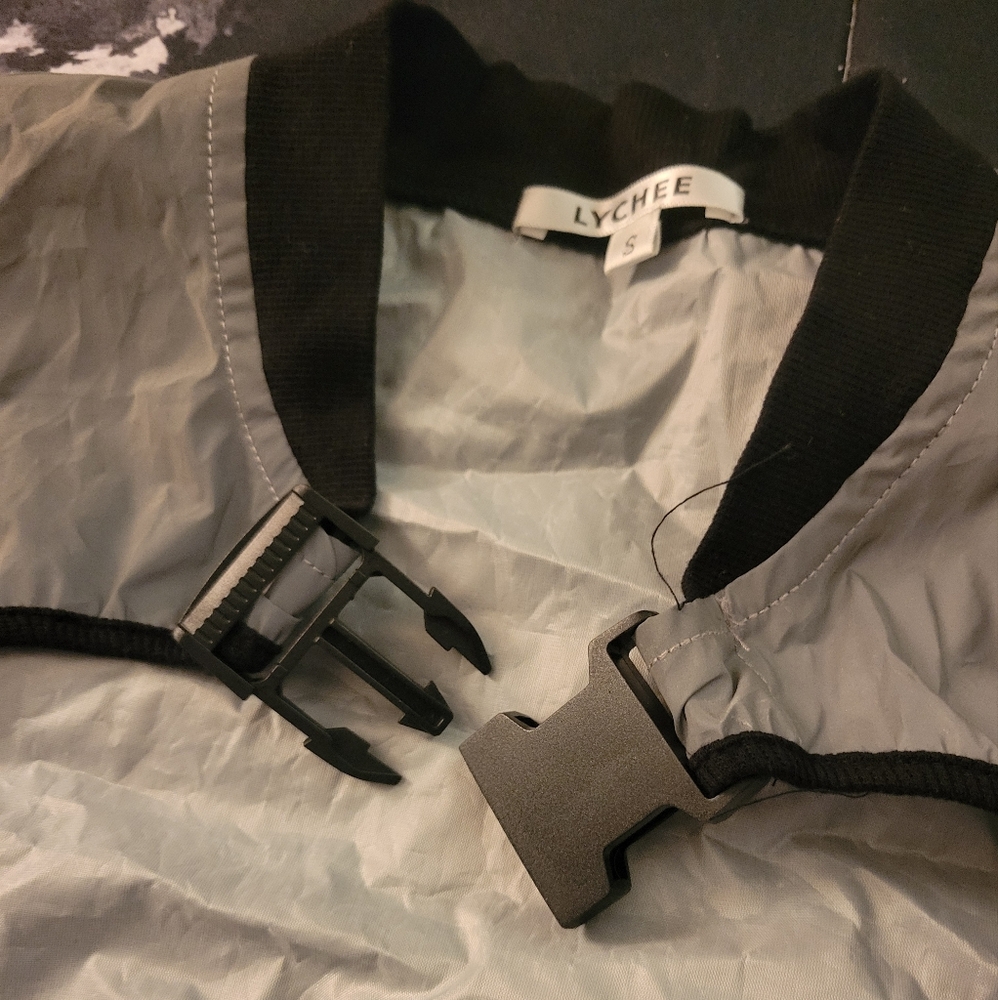 Reflective Tech Rave Wear Style Crop Top Light Jacket - Picture 8 of 12